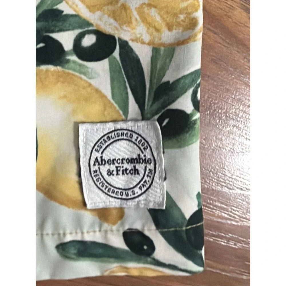 Abercrombie Kids Boys XL 15/16 Citrus Lemon Swim Shorts Trunks EUC
